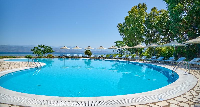 Chrismos Luxury Suites & Studios