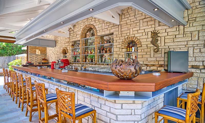 Chrismos Luxury Suites & Studios