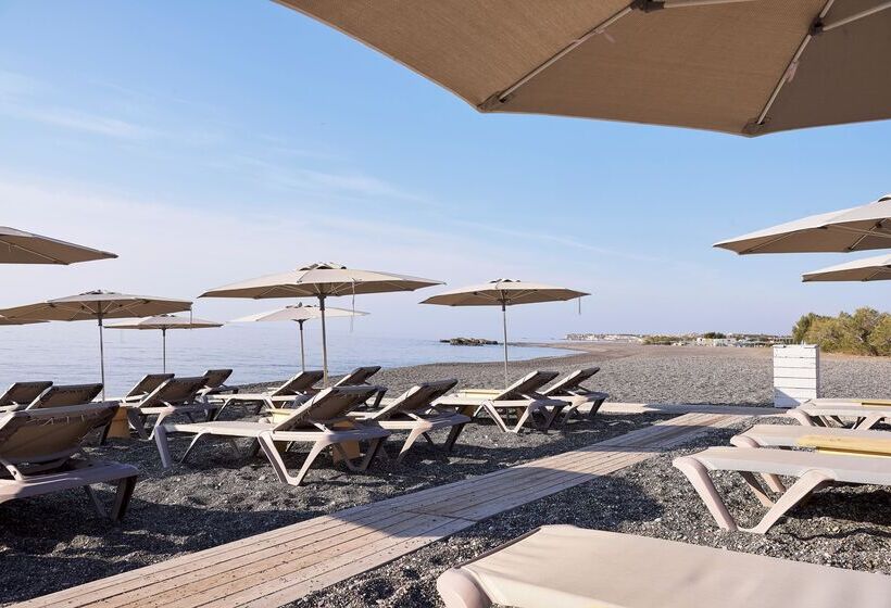 Coriva Beach Hotel & Bungalows