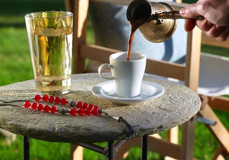 Coriva Beach Hotel & Bungalows