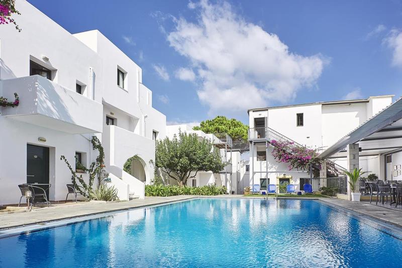 Eva Suites & Apartments