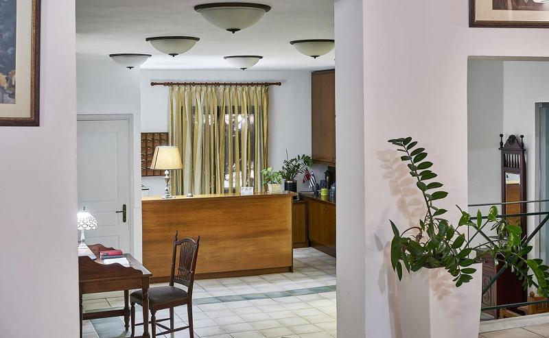 Eva Suites & Apartments