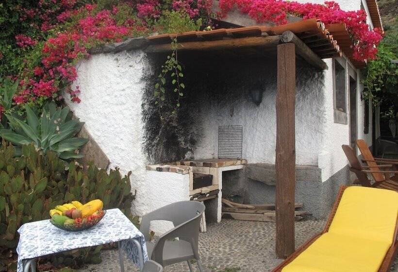 Fajã Dos Padres