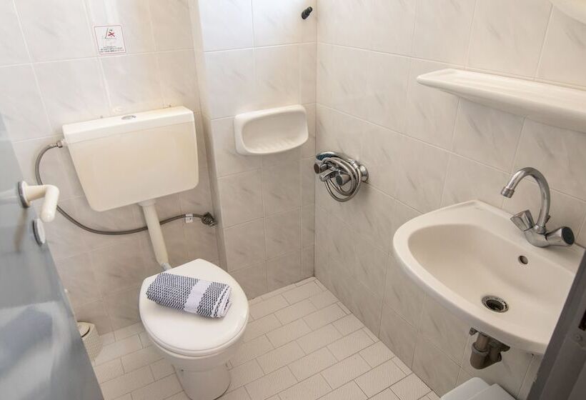 Girogiali Beach Hotel   Adults Only