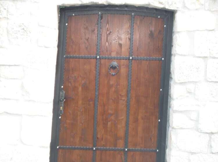 مسافرخانه Carol Rooms