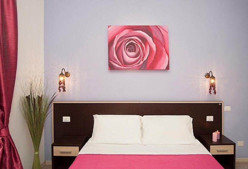 مسافرخانه Flowerome