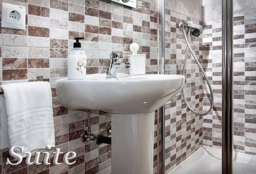 مسافرخانه Irati