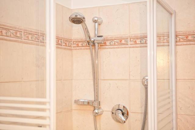 مسافرخانه Le Tare B&b