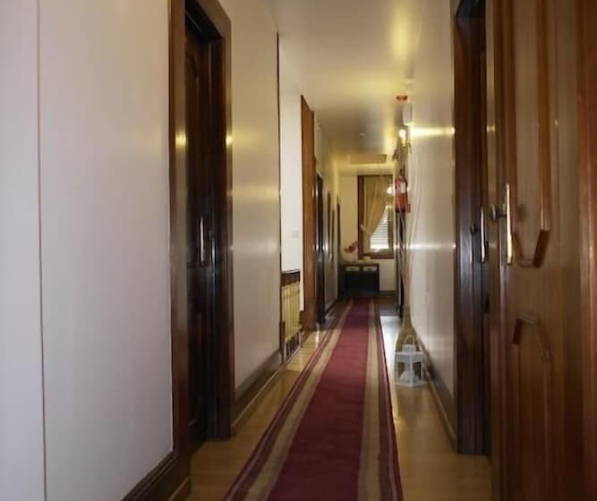 Хостел Pensao Central