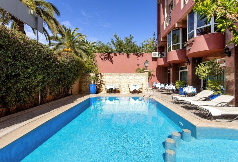 בית מלון כפרי Akabar