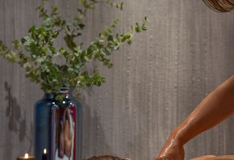 فندق Almyros Beach