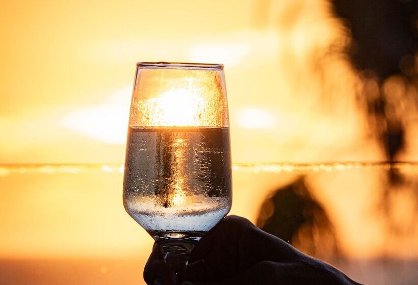 فندق Almyros Beach