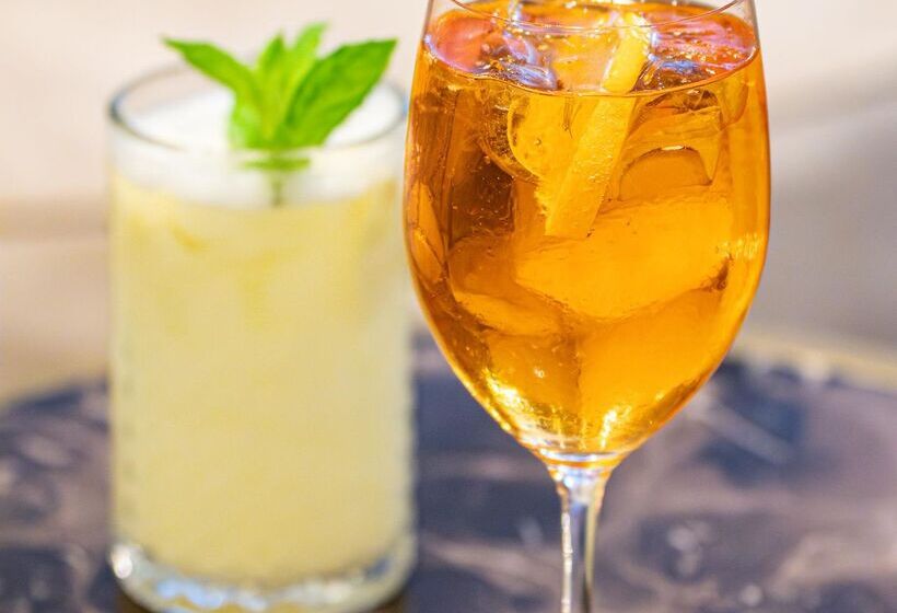 فندق Almyros Beach