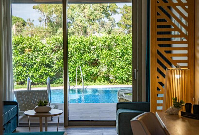 فندق Almyros Beach