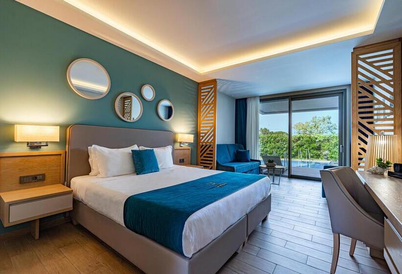 فندق Almyros Beach