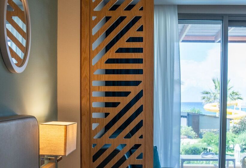 فندق Almyros Beach