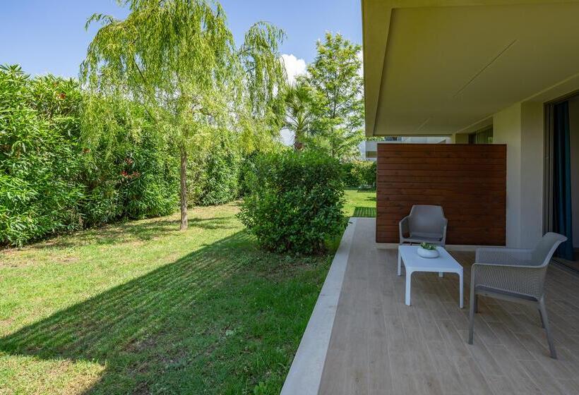 فندق Almyros Beach