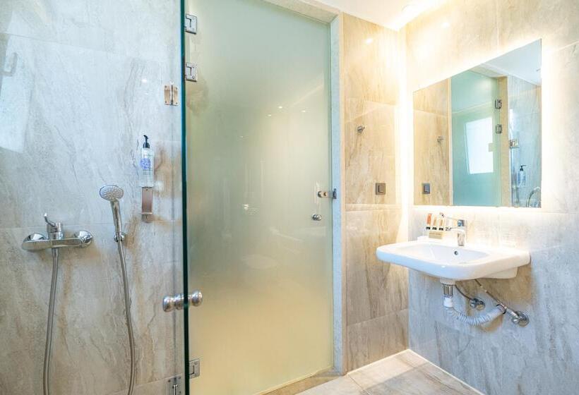 فندق Almyros Beach