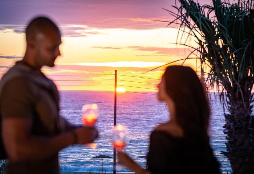 فندق Almyros Beach