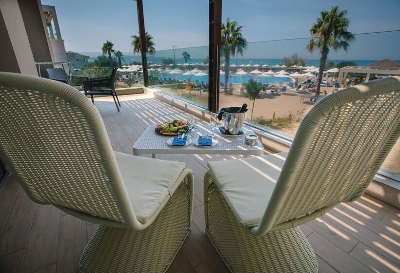 فندق Almyros Beach