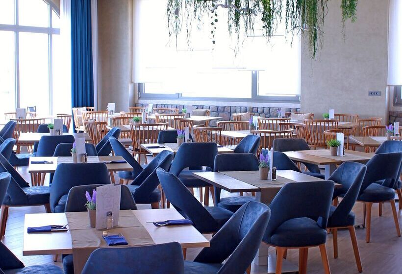 فندق Almyros Beach