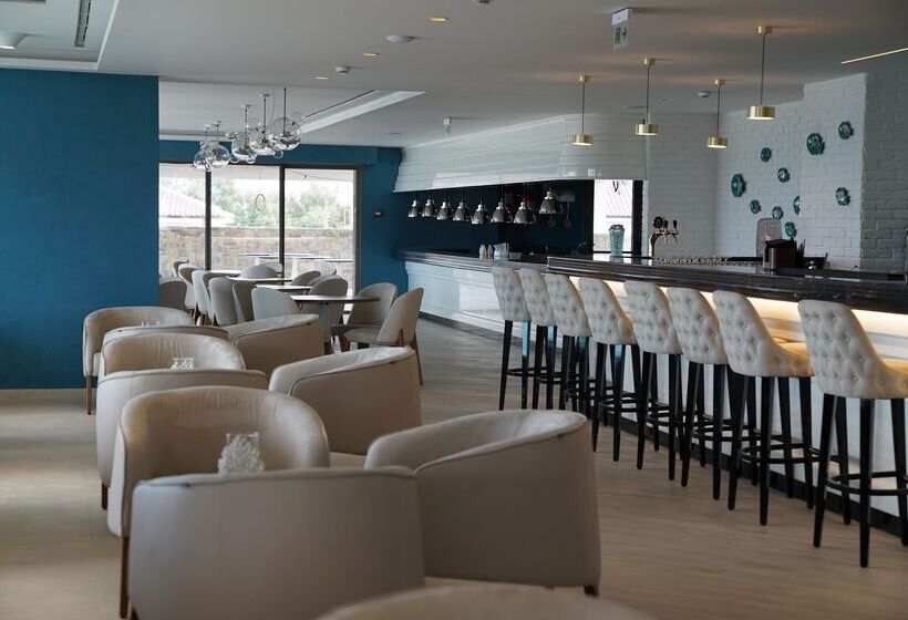 فندق Almyros Beach