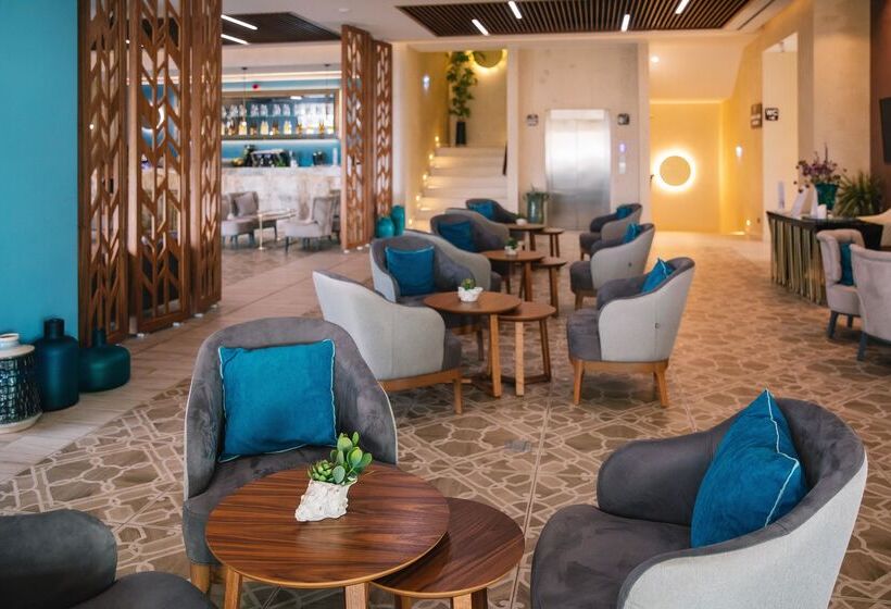 فندق Almyros Beach