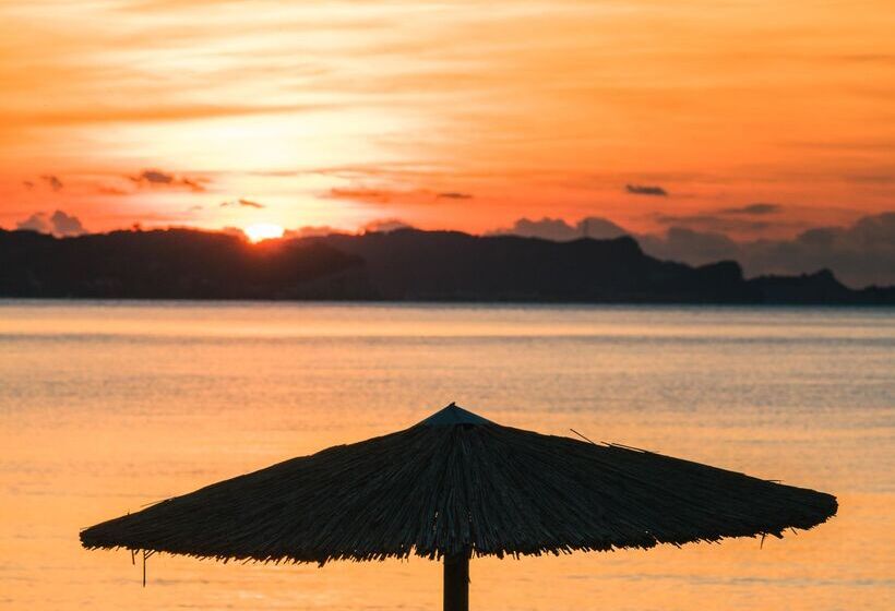 فندق Almyros Beach