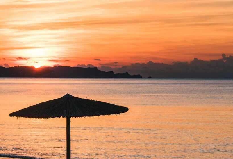 فندق Almyros Beach