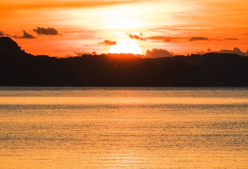 فندق Almyros Beach