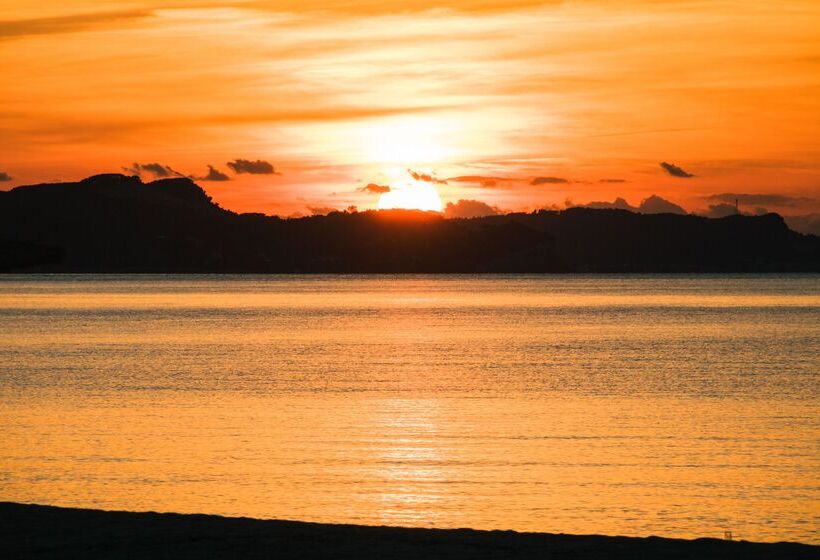 فندق Almyros Beach