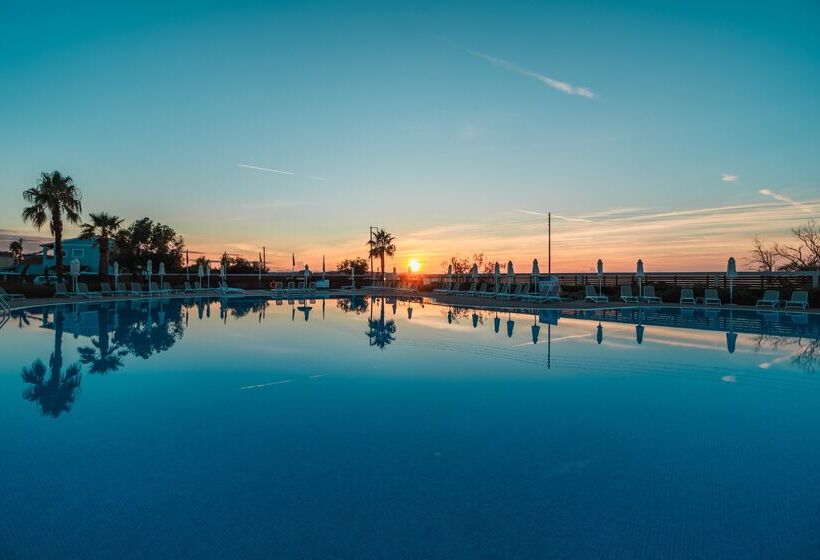 فندق Almyros Beach