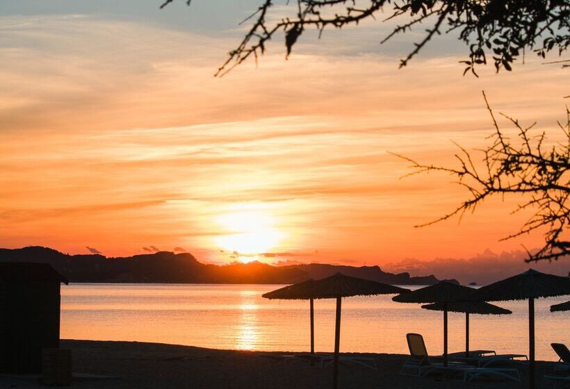 فندق Almyros Beach