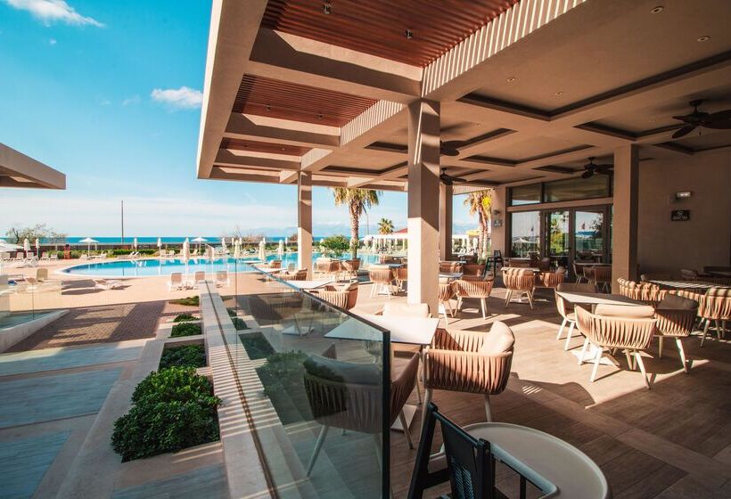 فندق Almyros Beach