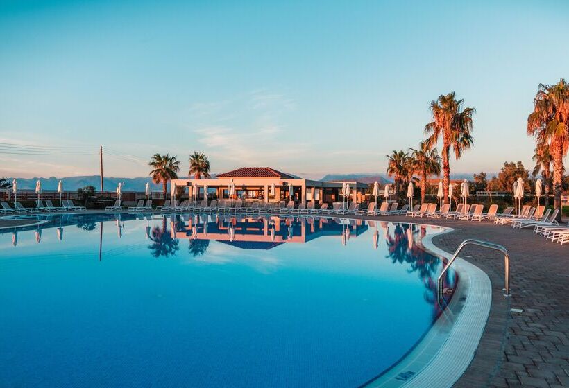 فندق Almyros Beach