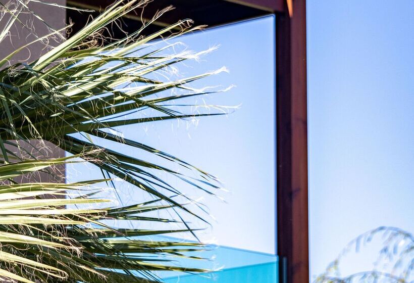 فندق Almyros Beach