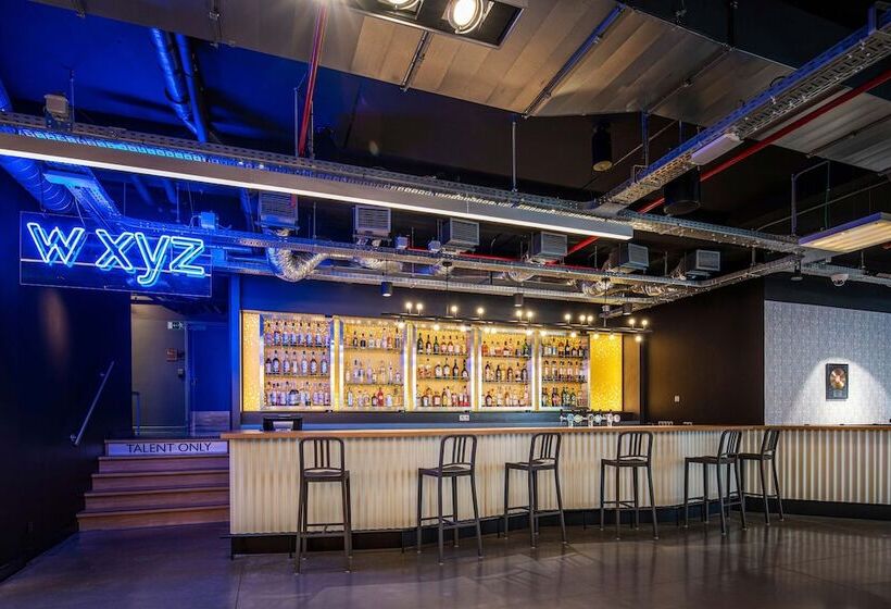 호텔 Aloft Brussels Schuman