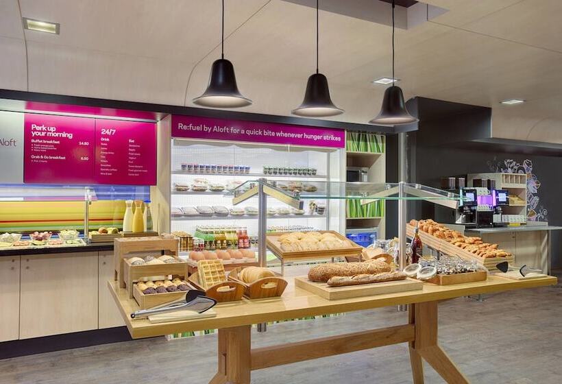 호텔 Aloft Brussels Schuman