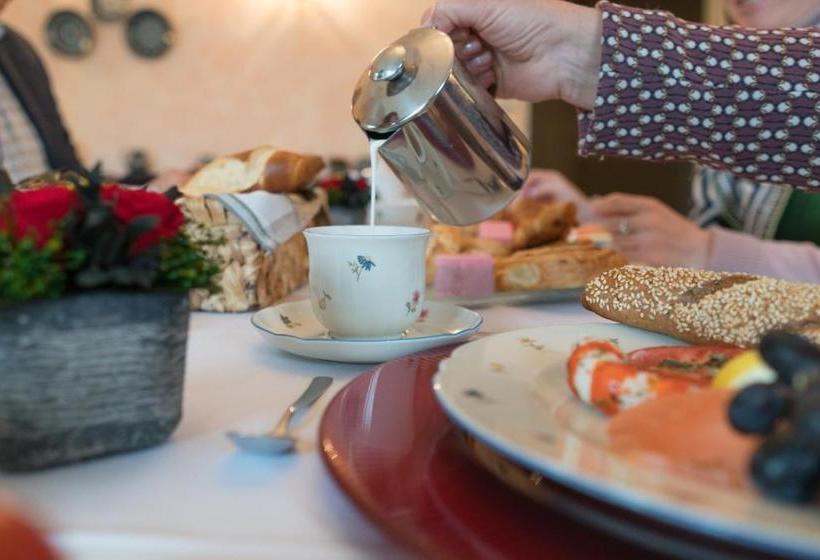 בית מלון כפרי Aurelius Pension