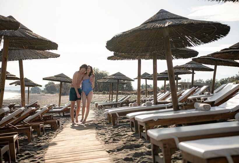 בית מלון כפרי Avra Imperial