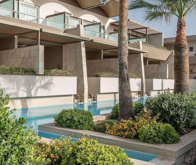 בית מלון כפרי Avra Imperial