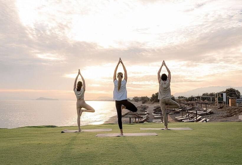 בית מלון כפרי Avra Imperial