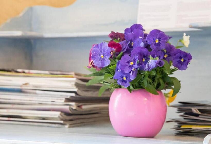 Отель B&b La Closeraie