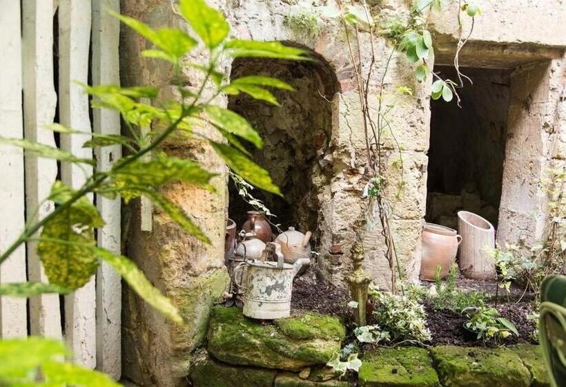 Отель B&b La Closeraie