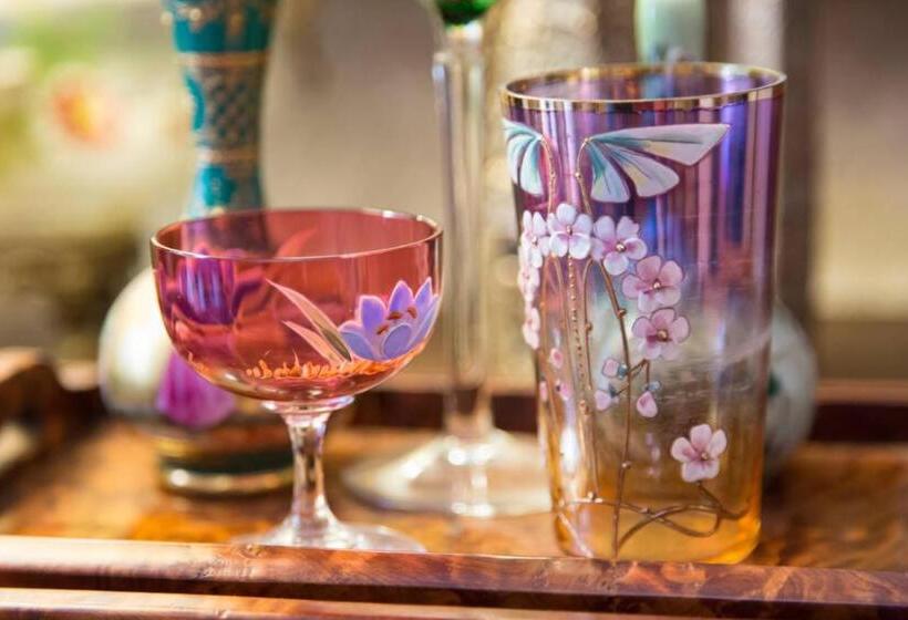 Отель B&b La Closeraie