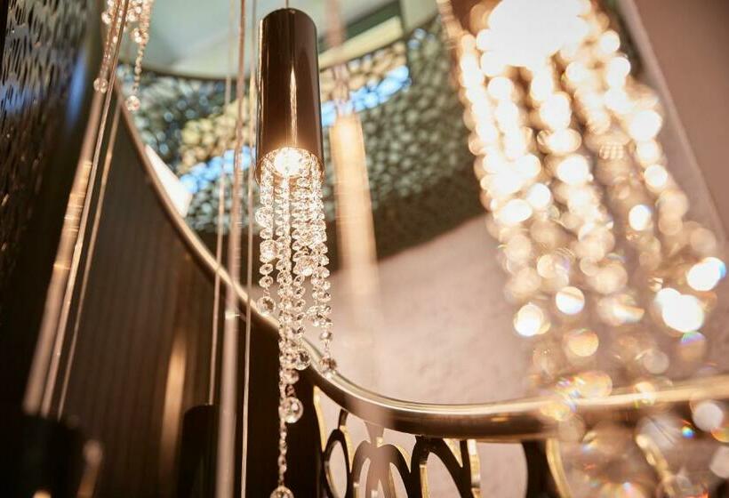 בית מלון כפרי Berghof Crystal Spa & Sports