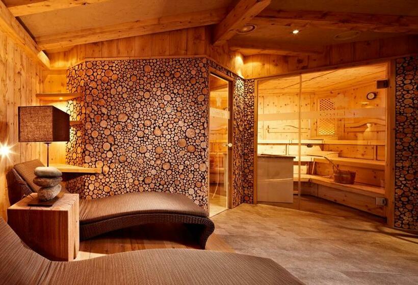 בית מלון כפרי Berghof Crystal Spa & Sports