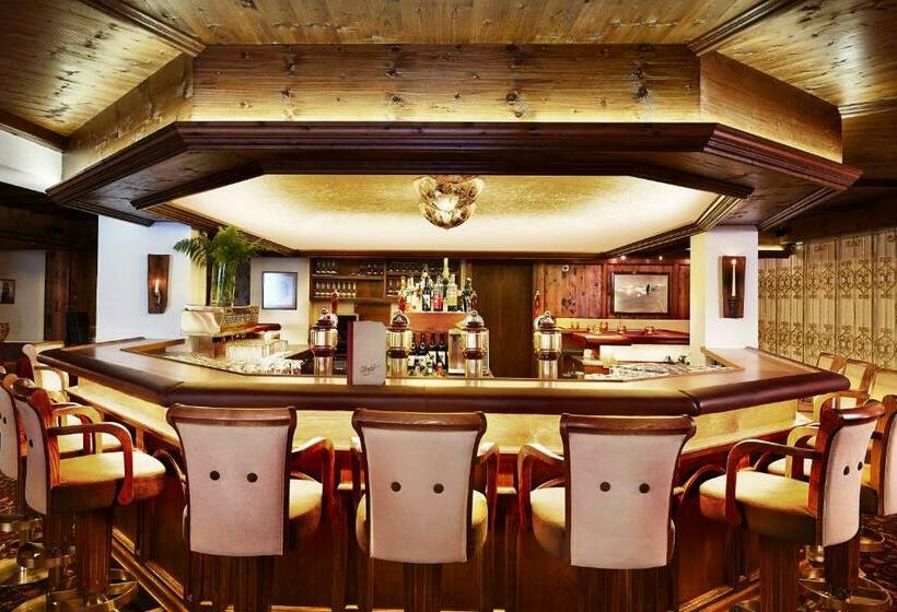 בית מלון כפרי Berghof Crystal Spa & Sports