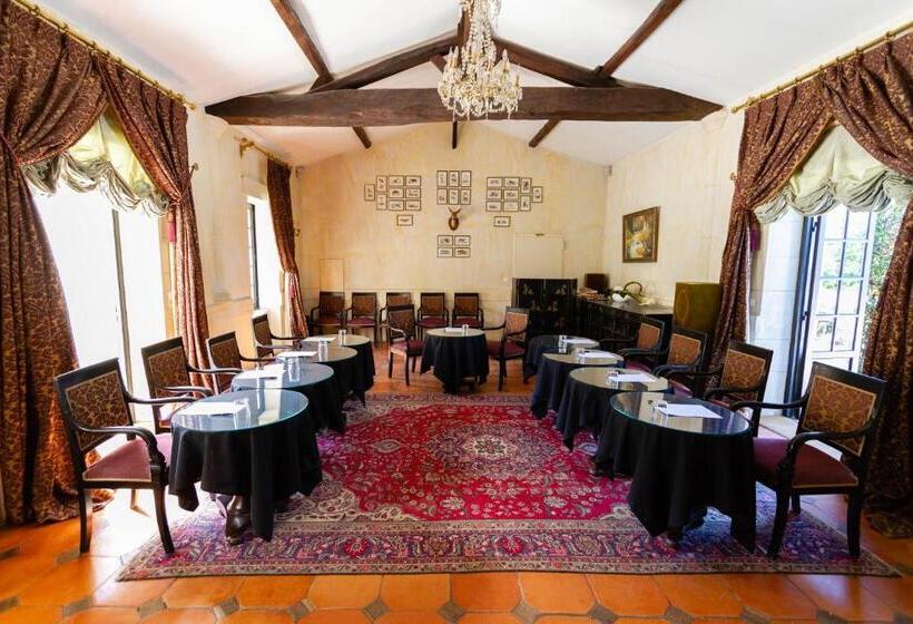 בית מלון כפרי Chateau De Lantic