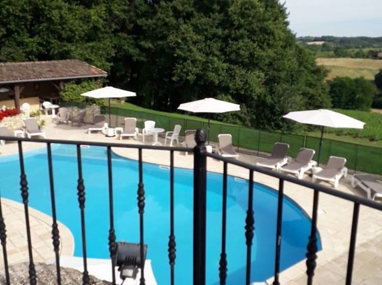 호텔 Château De Sanse